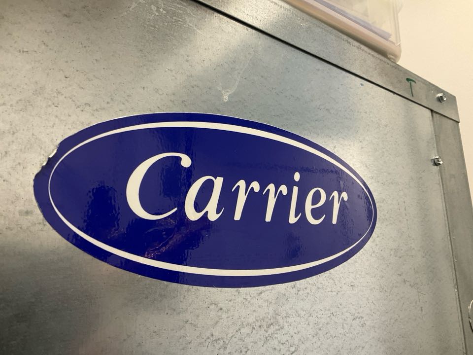 AC Maintenance Call. Perform routine maintenance per maintenance agreement on Carrier Heat Pump water source air conditioning system.