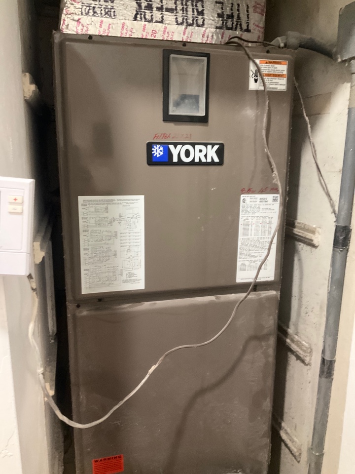 AC Repair Call unit leaking water. Evaluate system to find drain line was clogged. Clear drain line and unit is now cooling properly and is no longer leaking water.