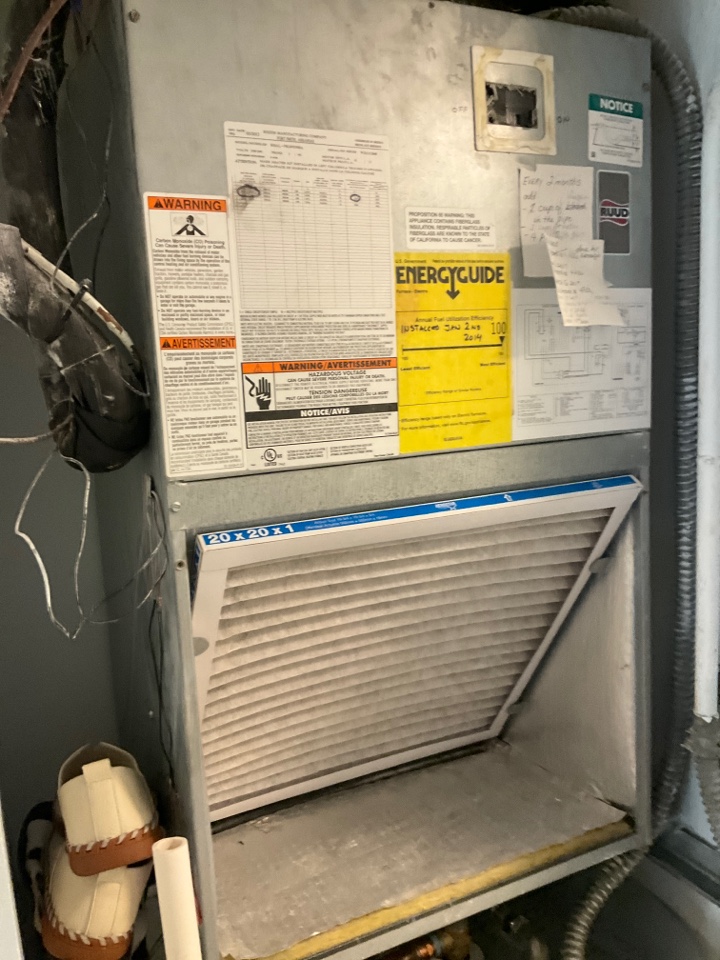  AC Maintenance Call. Perform routine maintenance per maintenance agreement on Ruud air conditioning split system. 