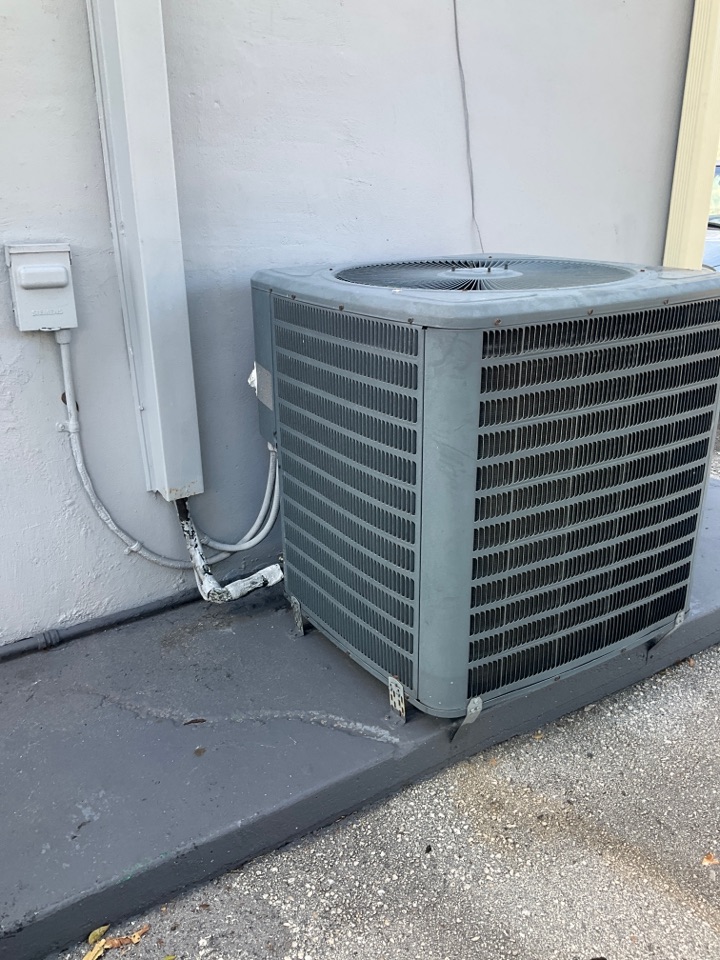 AC Service Call. Evaluate system to find unit will need a coil clean. 