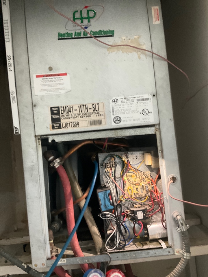 AC Maintenance Call. Perform routine maintenance per maintenance agreement on Florida Heat Pump water source air conditioning system.