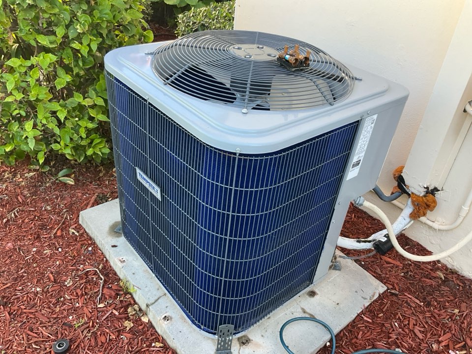 AC Repair Call unit is not cooling. Evaluate system to find defective fuse. Replace fuse and unit is now cooling. 