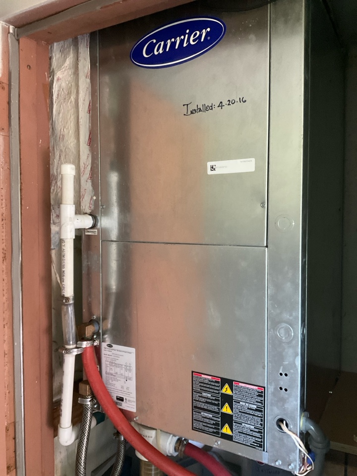 AC Maintenance Call. Perform routine maintenance per maintenance agreement on Carrier water source air conditioning system.