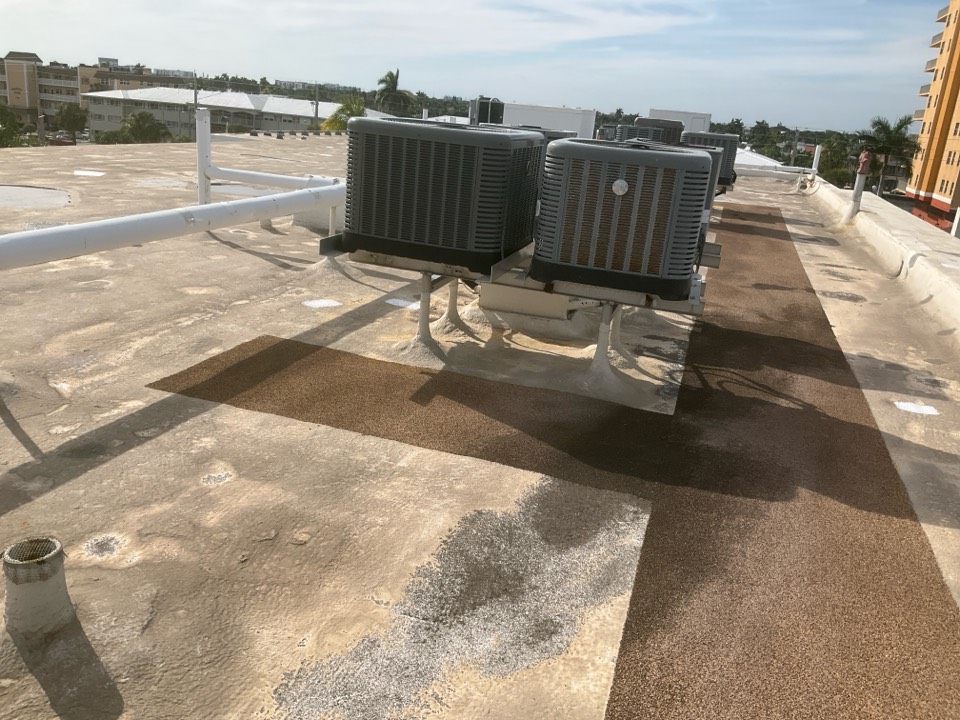 AC Maintenance Call. Perform routine maintenance per maintenance agreement on air conditioning split system. 