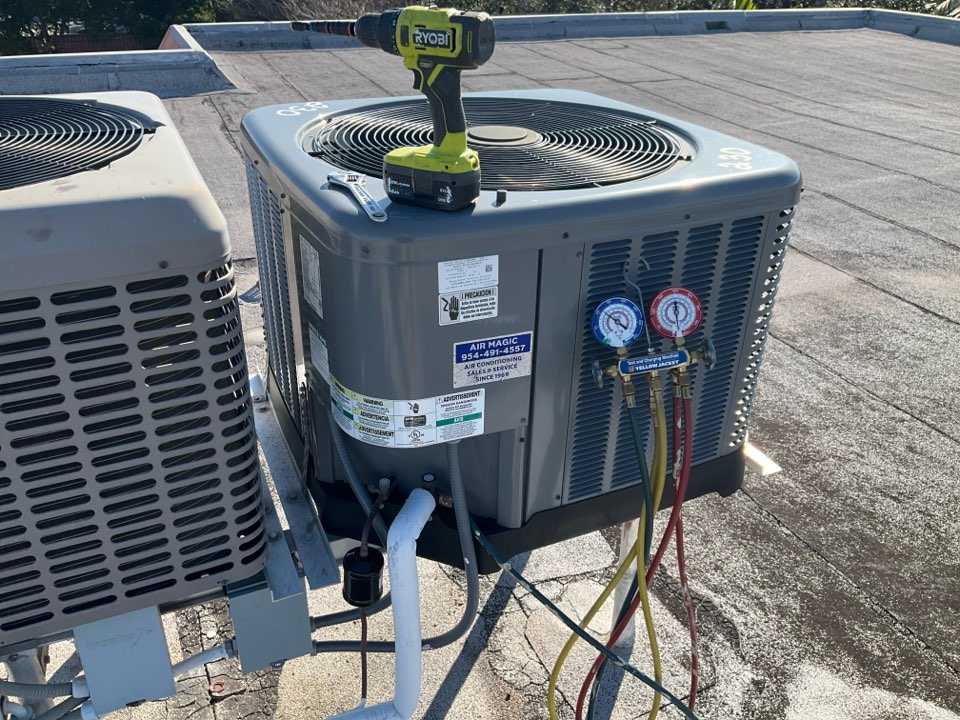 AC Maintenance Call. Perform routine maintenance per maintenance agreement on Rheem and First Company air conditioning split system. 