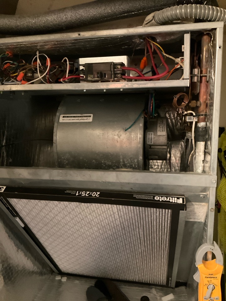 Ac repair call