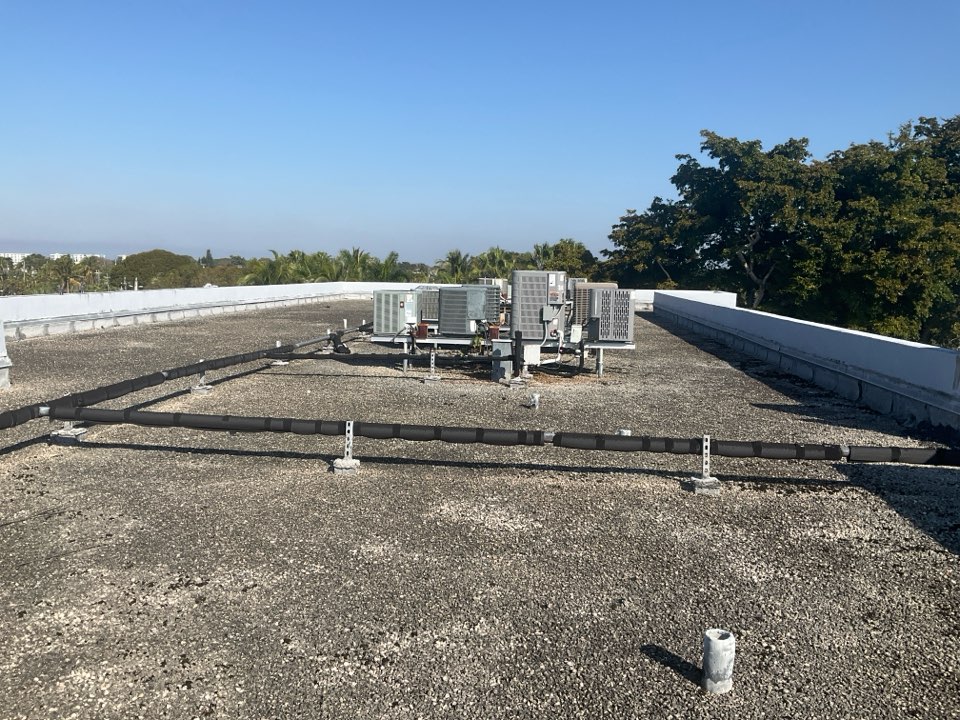 AC Maintenance Call. Perform routine maintenance per maintenance agreement on air conditioning split system. 