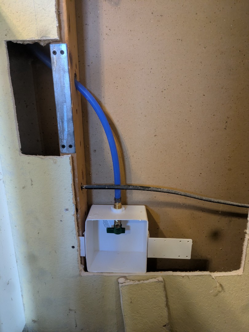 Azle, TX - ice maker box installation Azle, TX - ice maker box installation