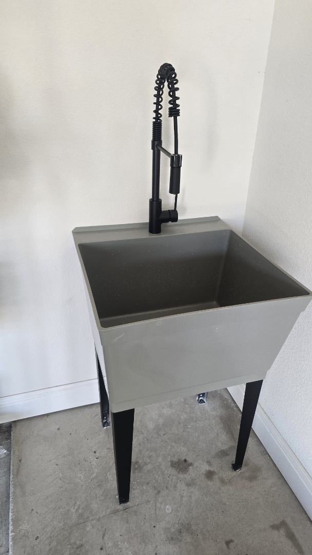 new sink/faucet 