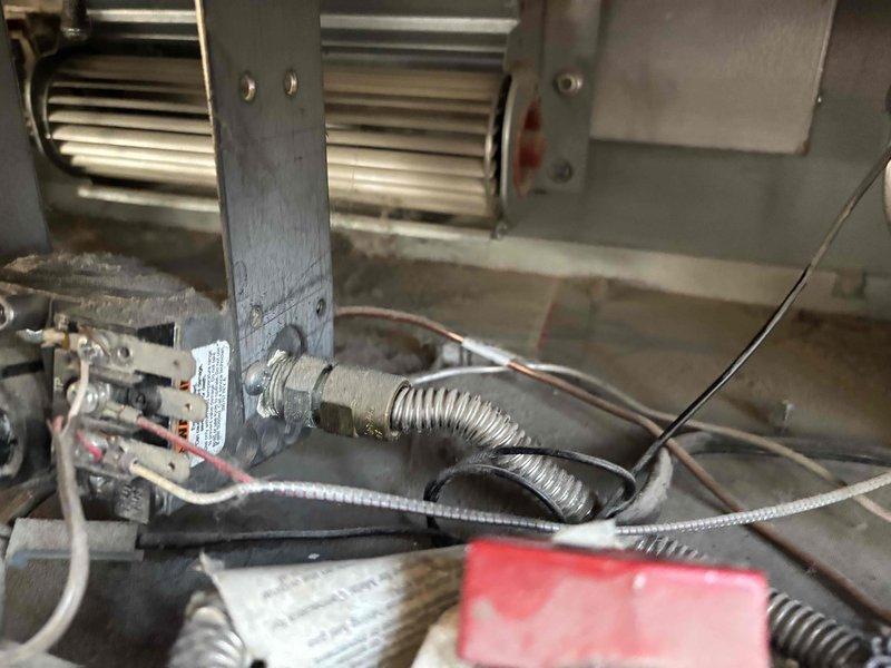 Responded to customer call regarding non-functioning gas fireplace. Performed inspection of unit, identifying pilot light was extinguished. Successfully relit pilot and verified proper operation of fireplace. Visually confirmed flame pattern and function before completing service.