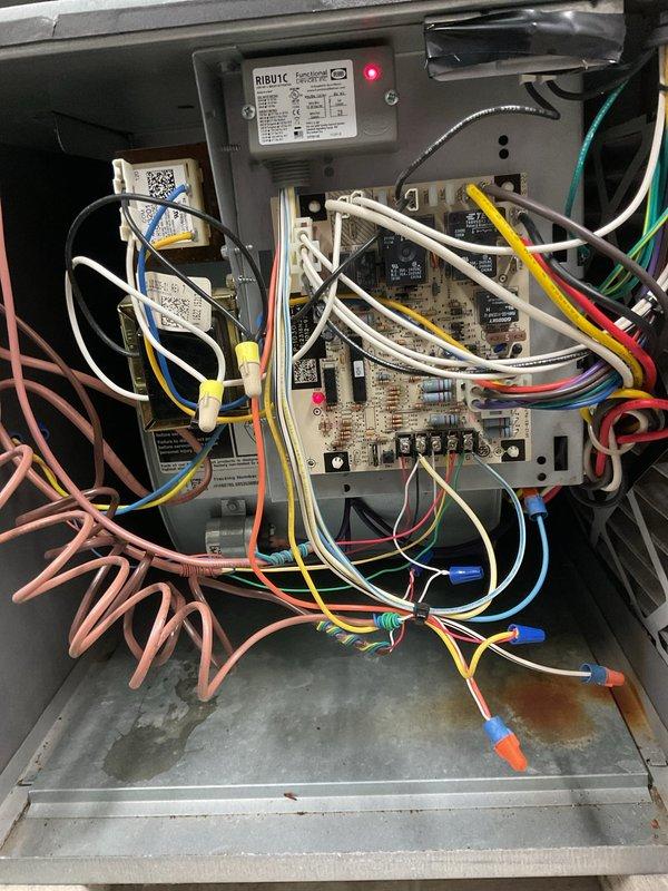 Responded to no-cooling call at commercial salon location. Upon arrival, accessed outdoor condensing unit and indoor control panel to diagnose system failure. Inspected electrical components including capacitor, contactor, and control board connections. Verified all wire terminations at capacitor, contactor, and circuit board were secure and properly seated. Checked voltage supply and control circuit functionality. System restored to normal operation with cooling confirmed at thermostat.