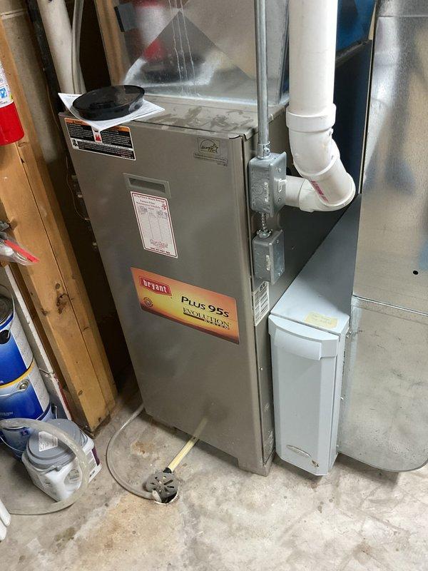 Completed preventative maintenance on both air conditioning and heating systems. Performed comprehensive clean and check procedures on the Luxaire outdoor condenser unit and Plus 95+ Evolution furnace. Inspected all components, verified proper operation, and confirmed both systems are in good working condition with no issues identified.