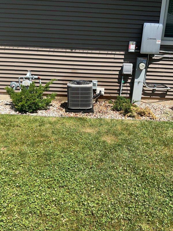 Performed seasonal clean and check service on residential air conditioning system. Inspected and tested capacitor and contactor, both found to be in good working condition. Refrigerant charge measured slightly low but within acceptable operating range; recommended monitoring and deferring refrigerant addition until system requires service.
