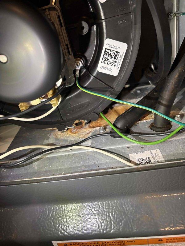 Completed furnace clean and check maintenance service. Performed combustion analysis using Testo 310 analyzer, recording oxygen levels at 15.3% and carbon monoxide at 31 ppm within acceptable parameters. Inspected blower motor assembly, electrical connections, and mounting components; all systems operating properly with no deficiencies noted.