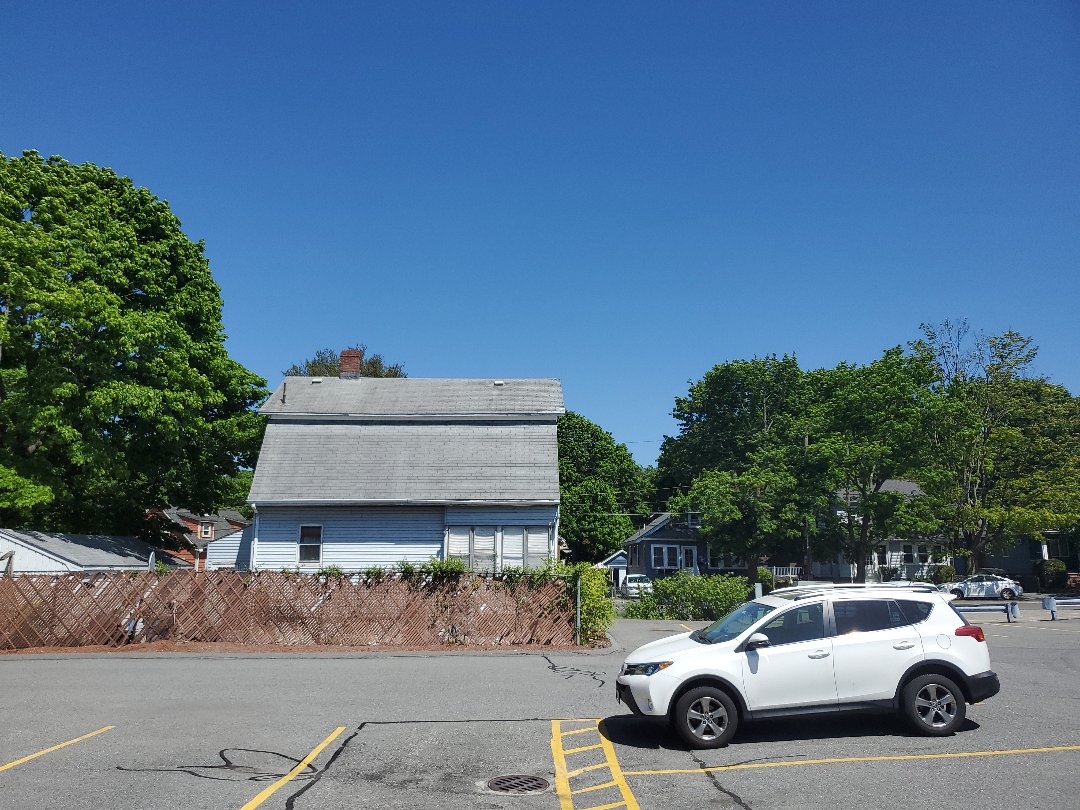 Stoneham, MA - GAF Royal sovereign white 3 tab asphalt shingle repair Stoneham, MA - GAF Royal sovereign white 3 tab asphalt shingle repair