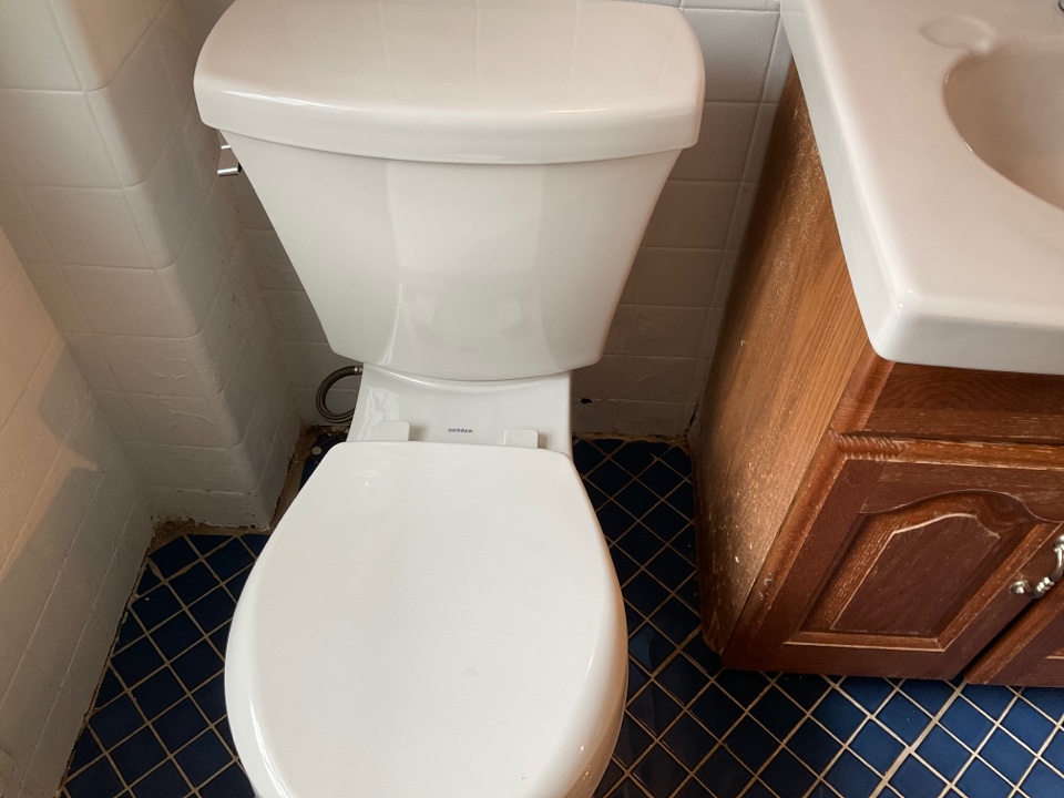 Toilet install in Havertown PA