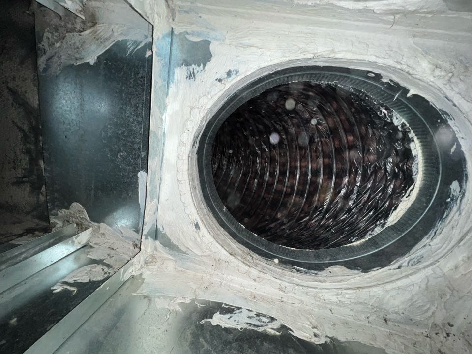 Air duct cleaning on 2 system house 