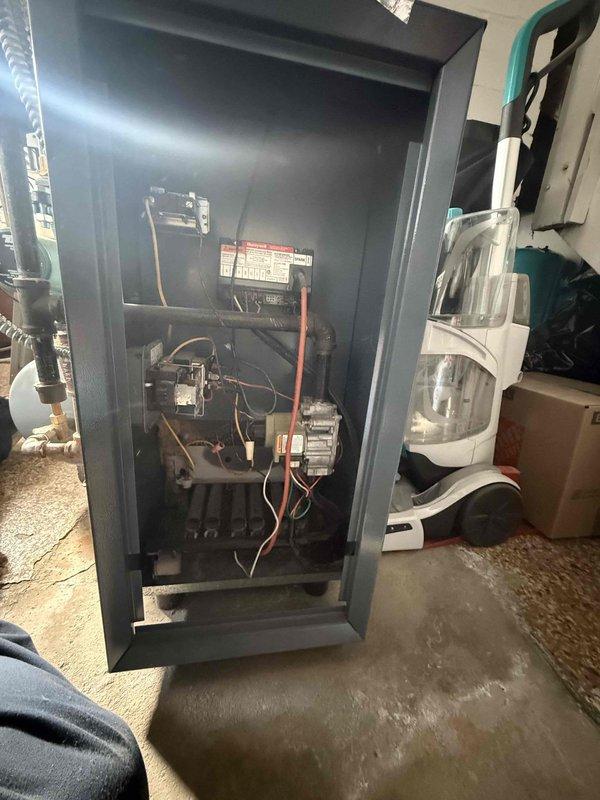 Completed scheduled heating maintenance on residential boiler system over 10 years old per maintenance agreement. Performed comprehensive inspection of boiler unit, verified proper operation of pump assembly, checked all electrical connections and controls, and inspected copper piping, expansion tank, and gas line connections for leaks or deterioration. All components found operating within normal parameters with no immediate repairs required.