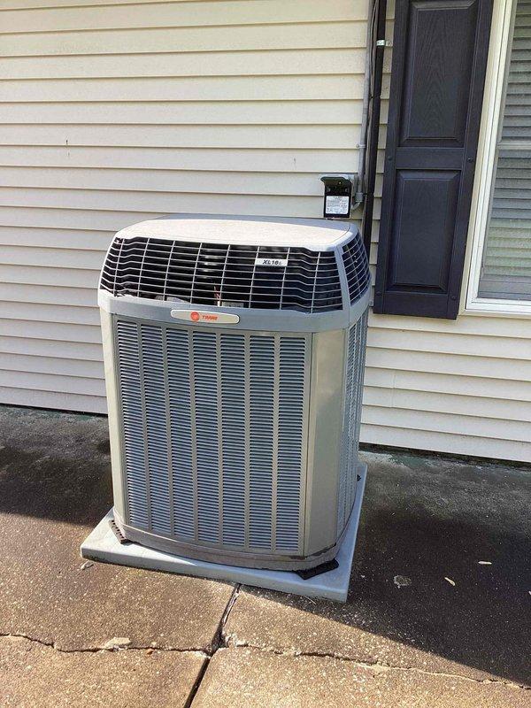Completed spring maintenance on commercial HVAC system including outdoor condensing unit and indoor air handler. Performed comprehensive inspection of both units, verified proper operation of all components, checked refrigerant levels, cleaned condenser coils, inspected electrical connections, and tested system performance. All equipment found operating within manufacturer specifications with no deficiencies noted.