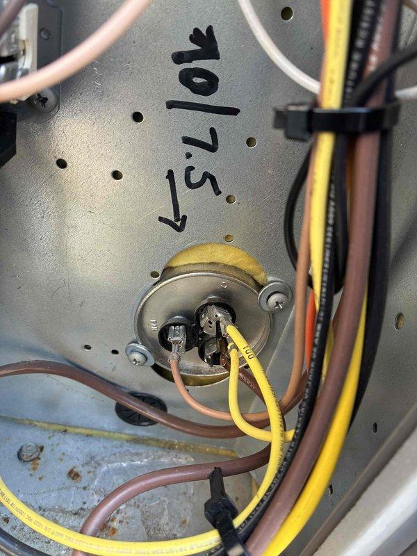 Completed scheduled spring/summer preventive maintenance on commercial HVAC unit. Performed electrical diagnostics using clamp meter, recording amperage readings of 782 on system components. Inspected and tested motor connections, verified proper wire routing and secure terminations with existing cable management. All electrical connections, panel components, and system operations found to be within normal parameters.