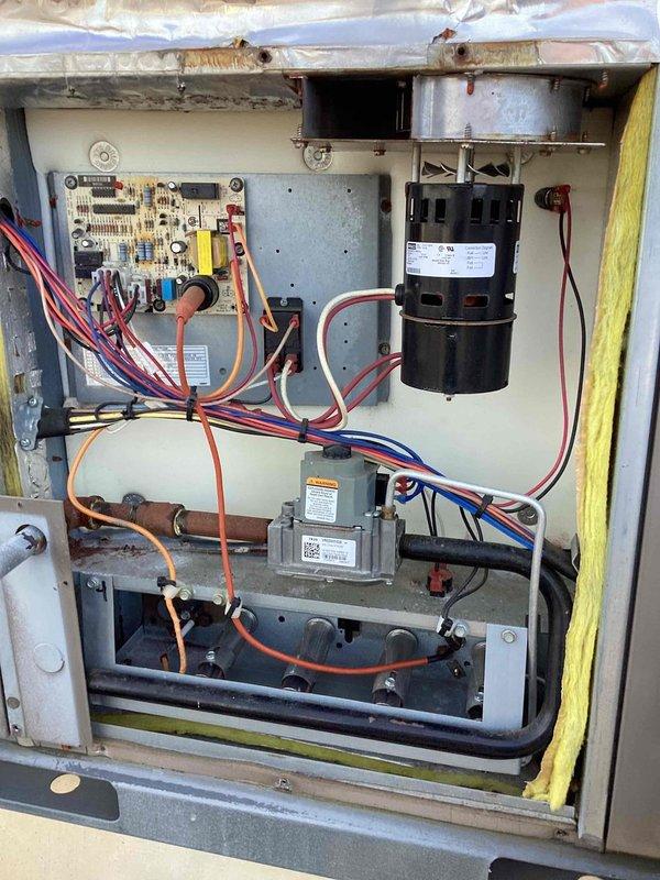 Responded to callback for Suite #105 (Great Clips) regarding non-operational air conditioning unit following recent maintenance visit. Upon arrival, inspected Goodman model 7E036H10A2A1ABA1A2 rooftop unit (208/230V-3-60, R410A refrigerant). Removed access panel and performed diagnostic evaluation of electrical and mechanical components including control board, blower motor, capacitors, wiring connections, and refrigerant lines. Identified issue, completed necessary repairs to restore cooling operation, and verified proper system function before departure.
