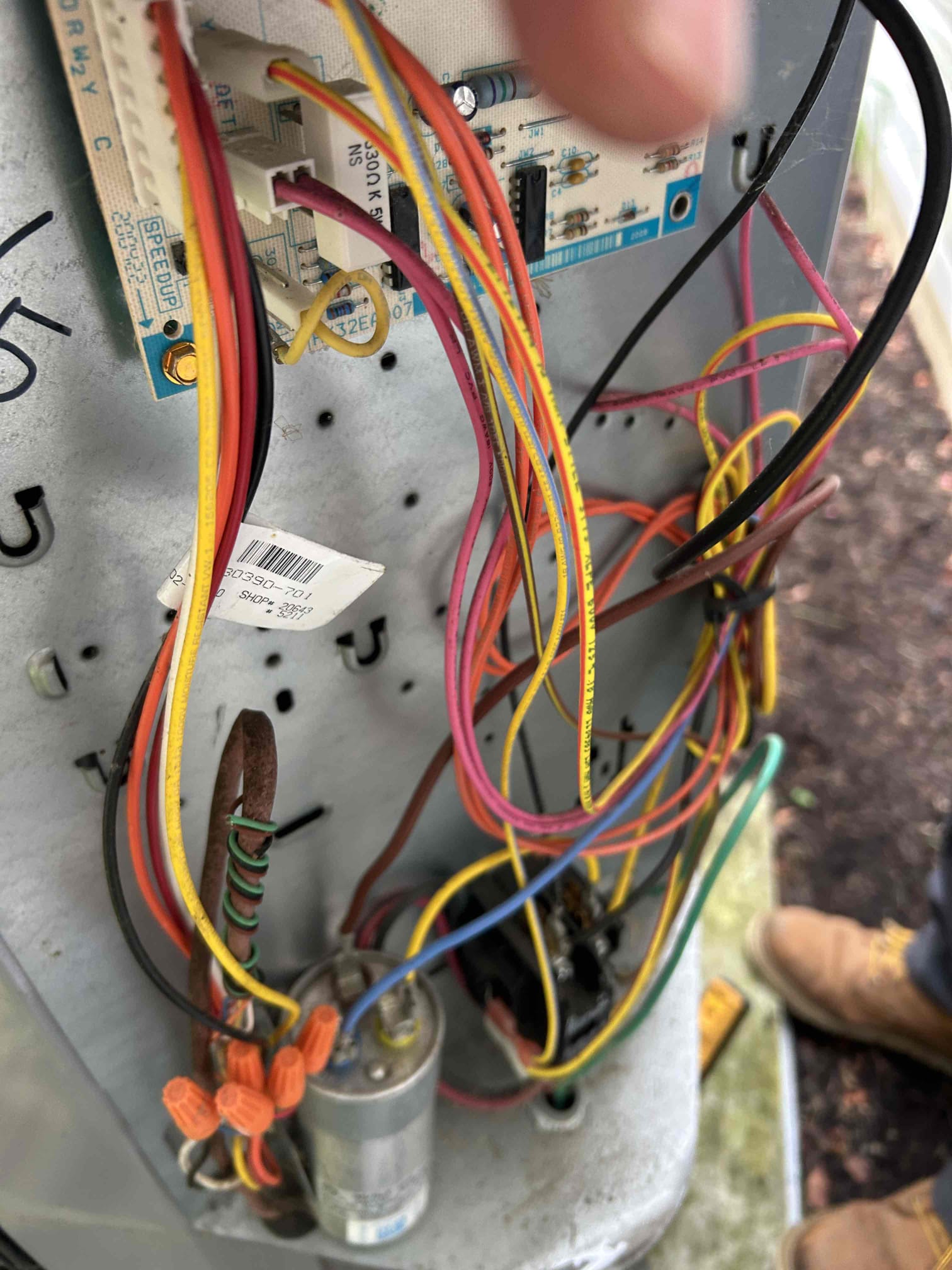 Performed air handler/heat pump inspection/maintenance.
System works properly at this time.