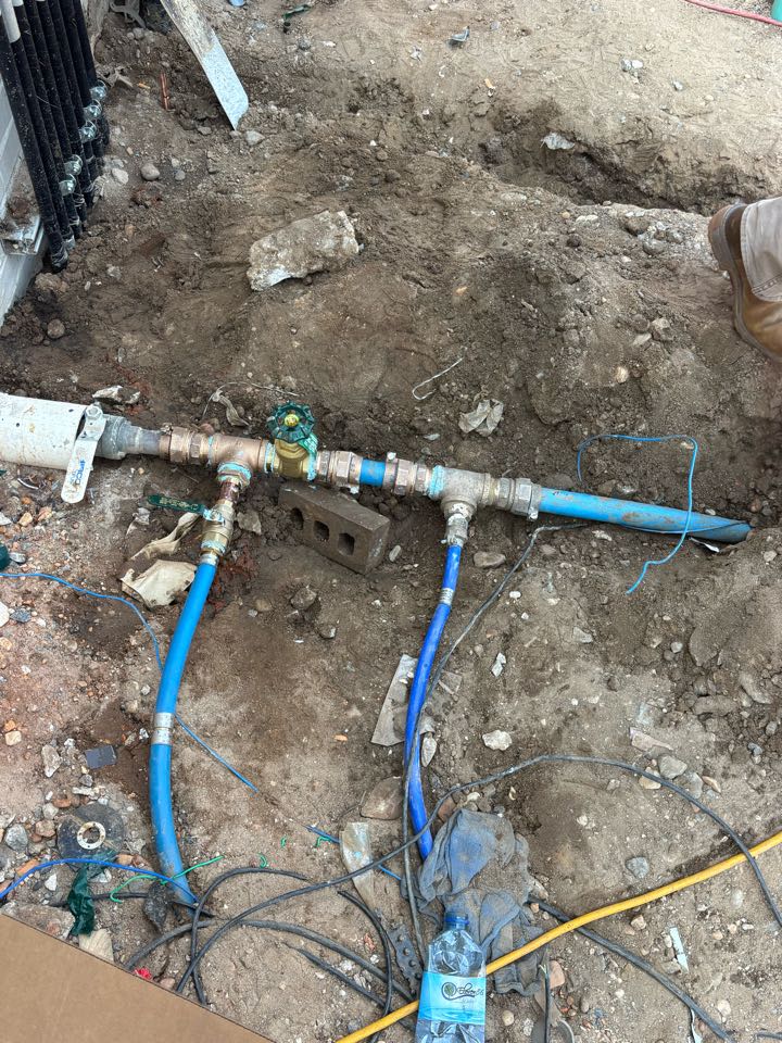 Prattville, AL - Installing new waterlines and valves today. Give us a call for any of your plumbing needs. Big or small we appreciate them all.