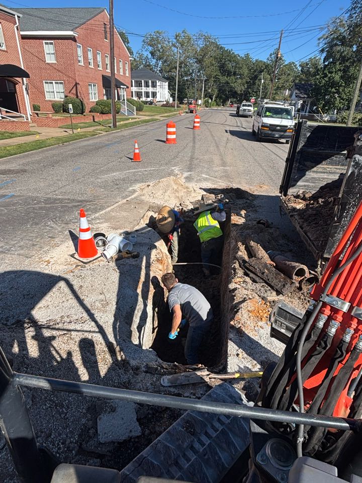 Prattville, AL - Just a laid back Friday afternoon! Loving this fall weather today.