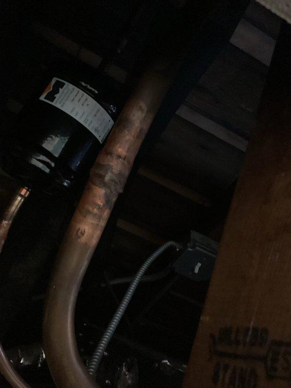 Completed warranty repair involving removal of existing air handler and replacement of SpacePak evaporator coil. Following installation, performed comprehensive pressure test on all brazed joints at the condenser coil to verify system integrity and confirm leak-free operation. All connections tested and passed inspection with no refrigerant leaks detected.
