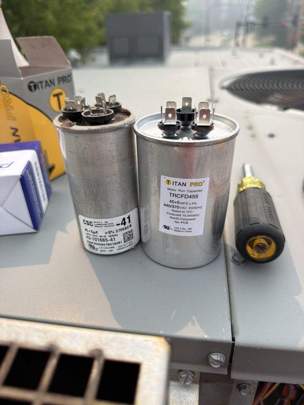 Replaced failed blower motor and breakdown kit on commercial rooftop HVAC unit. Additionally replaced aged, corroded dual-run capacitor with new TITAN PRO TRCFD455 (45+5 MFD, 440/370VAC) and repaired damaged electrical connectors at no charge. Unit tested and returned to normal operation.