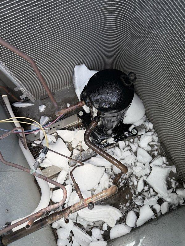Responded to no cooling call on commercial rear unit. Upon arrival, performed diagnostic testing with clamp meter and found thermostat malfunction preventing proper system operation. Replaced faulty thermostat and verified proper electrical readings and system function. Unit tested and confirmed cooling properly upon departure.