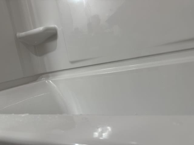 
I am a highly skilled and experienced home service professional. I recently completed the installation of a shower at an apartment complex.