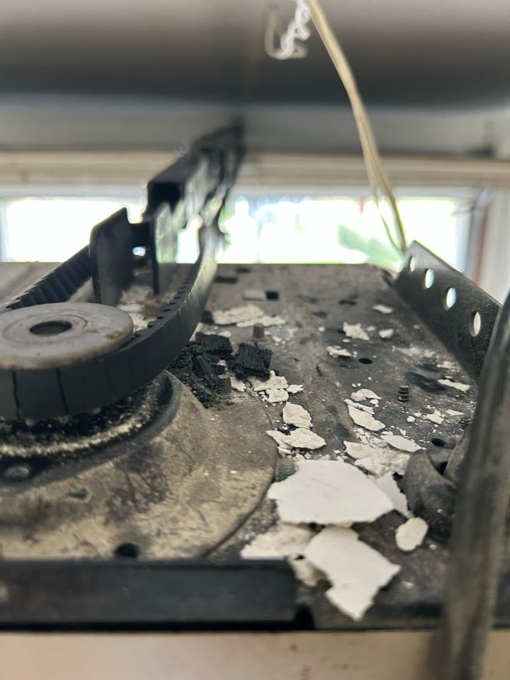 Replacing old belt on Liftmaster opener