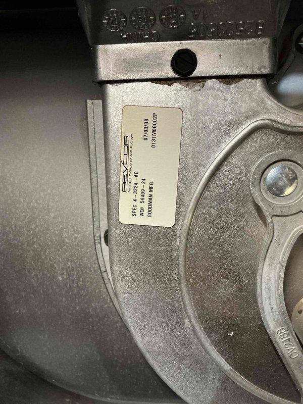 Performed comprehensive furnace tune-up on Rheem Classic Series Professional unit. Inspected blower motor assembly (Revcor), checked all mechanical components, and verified proper operation of the heating system. System is functioning normally with no issues detected.