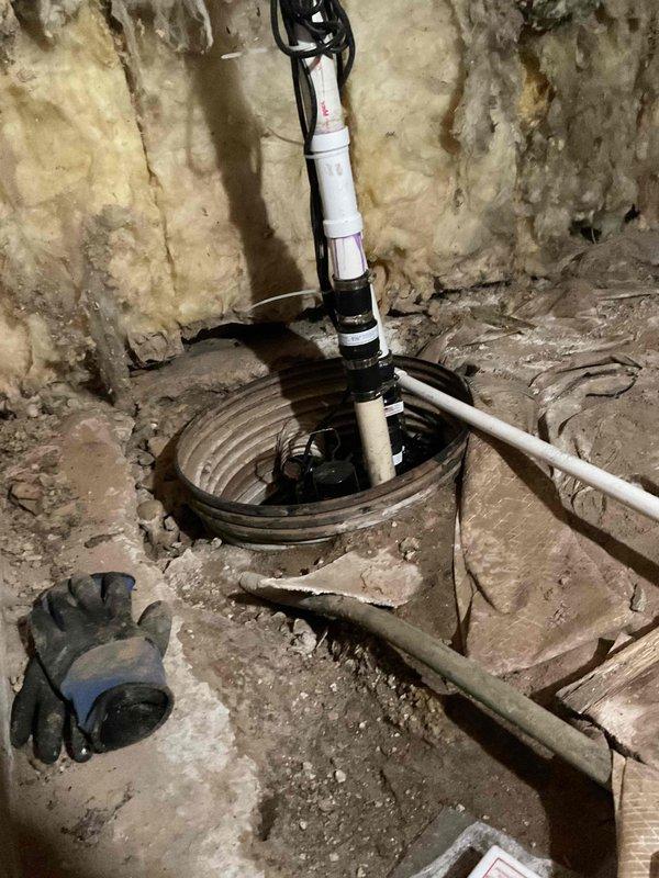 Successfully installed a Lennox 96% efficient 70k BTU upflow gas furnace with required metal spacer. System installation included a 17-gallon humidifier with humidistat, Honeywell WiFi T6 thermostat, and replacement of approximately 20 feet of 2" venting below ceiling level. Verified proper leveling of unit and inspected basement/crawl space area during installation process.