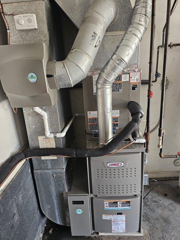 Successfully installed a complete 15.5 SEER 3-ton split gas system featuring an 80% 90kBTU upflow furnace with Lennox components. Installation included new 15' lineset, 5" metal filter rack, upflow cased evaporator coil, 17-gallon humidifier, electrical disconnect, and a 40-gallon Bradford White natural gas water heater. All components were properly leveled, connected, and verified for proper operation with a Honeywell T6 Pro thermostat controlling the system.