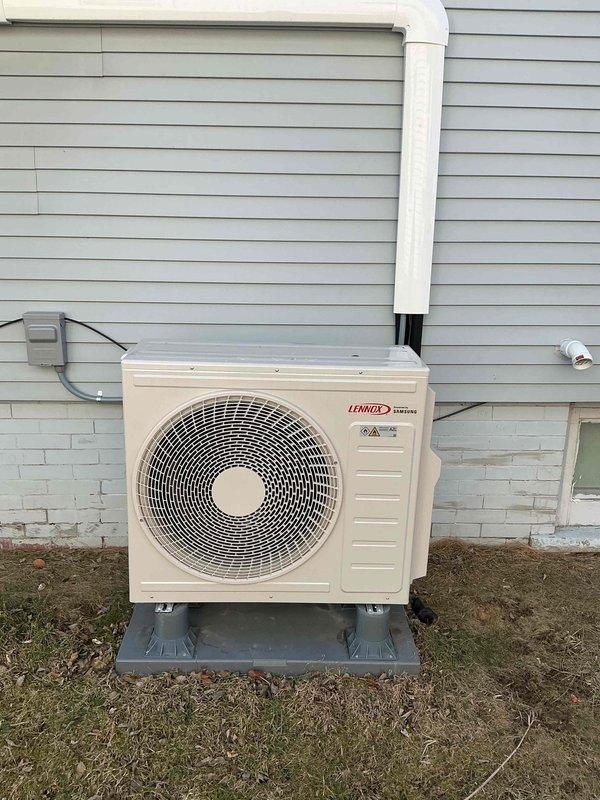 Performed MVP tune-up service on customer's dual HVAC system, which includes a Lennox outdoor condenser unit and mini-split interior component. Completed comprehensive system verification and maintenance procedures to ensure optimal performance for the heating season.
