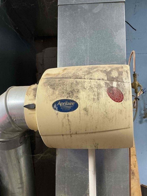 Completed comprehensive spring maintenance and tune-up on 17-year-old residential air conditioning system. Performed full system inspection, cleaned condenser coils, checked refrigerant levels and pressures, tested electrical components, verified proper airflow, and ensured optimal system operation for the cooling season.