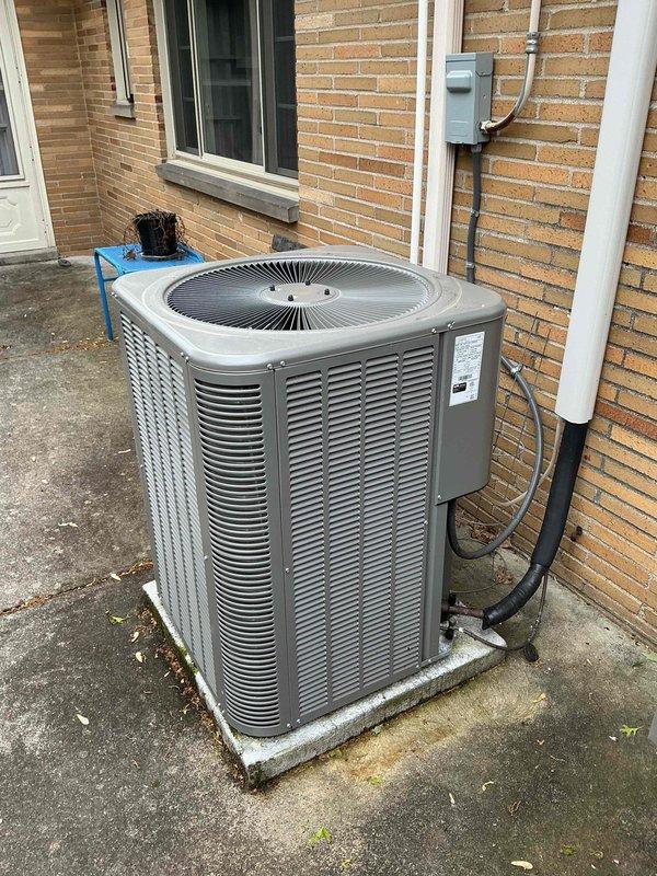 Performed comprehensive cooling maintenance on a 2-year-old Lennox air conditioning system. Completed standard preventive maintenance procedures including inspection of condenser unit, electrical connections, and refrigerant levels. Unit found to be operating within normal parameters with no issues identified during service visit.