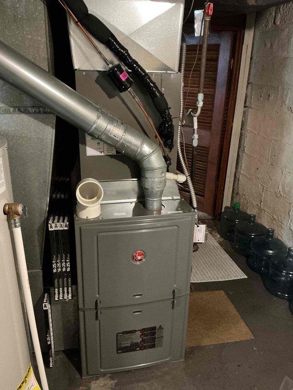 Completed comprehensive air conditioning tune-up and preventative maintenance on 5-year-old Rheem HVAC system. Performed standard inspection protocol including filter check, refrigerant level verification, electrical connections testing, condensate drain line evaluation, and overall system performance assessment. All components operating within normal parameters with no issues identified.