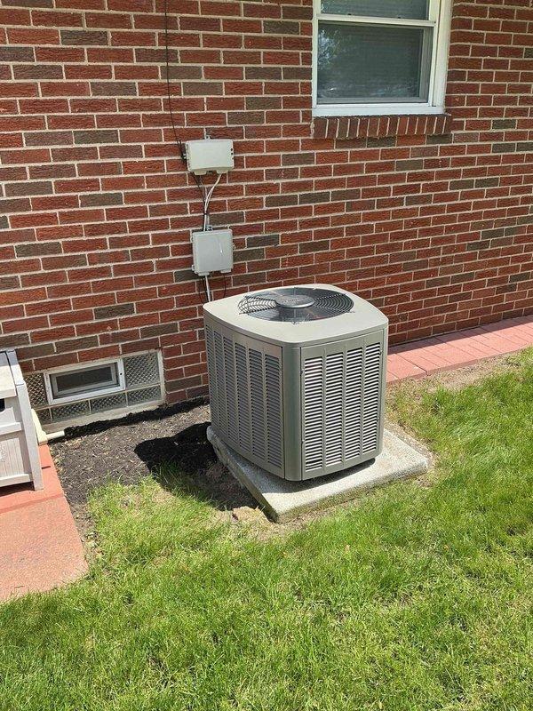Completed routine maintenance on 8-year-old residential air conditioning system. Inspected outdoor condensing unit, verified proper operation of dual-run capacitor (35+5 MFD), checked all electrical connections and wiring integrity, and confirmed system functionality. Unit operating within normal parameters with no issues identified.