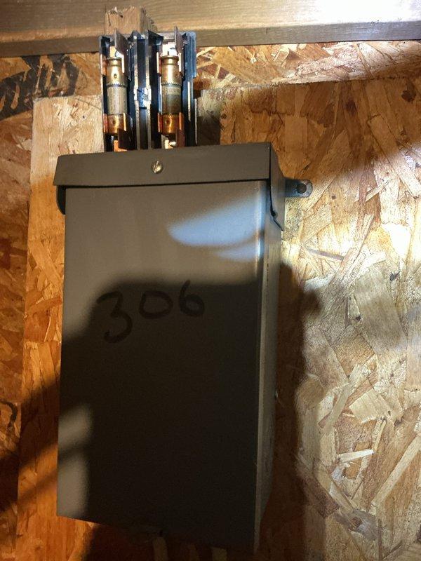 Completed annual maintenance on one-year-old air conditioning system under maintenance plan. Inspected electrical disconnect and fuses at outdoor unit, verified proper operation of all components, and replaced 14x25x1 pleated air filter at return air grille to ensure optimal airflow and system efficiency.