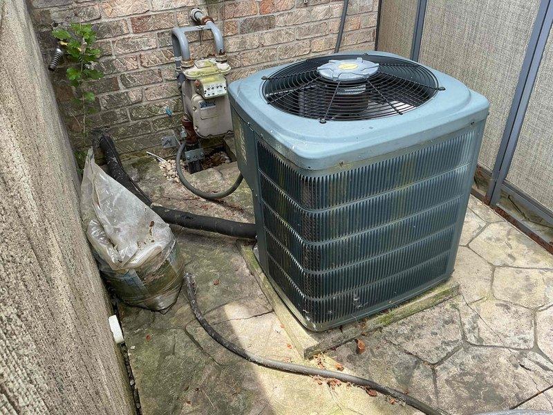 Completed scheduled cooling maintenance on residential air conditioning system. Performed comprehensive inspection of outdoor condenser unit, verified proper operation of fan motor and compressor, checked refrigerant lines and electrical connections, and confirmed system functionality. Unit operating within normal parameters with no immediate repairs required at time of service.