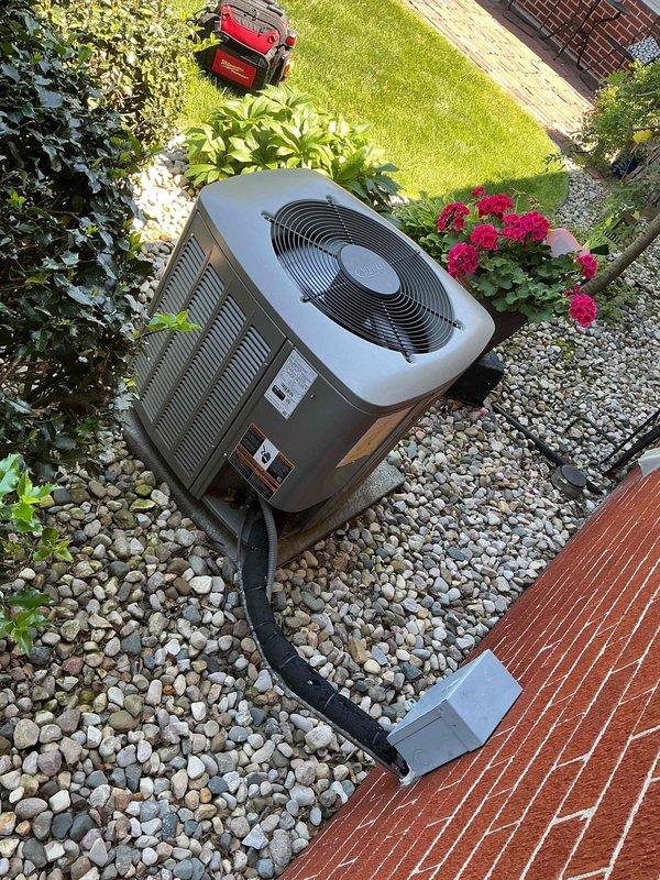 Completed comprehensive air conditioning tune-up and preventive maintenance on residential cooling system. Performed full system inspection of outdoor condenser unit, verified proper electrical connections and contactors within control panel, and renewed MVP maintenance agreement with technical support coverage for complete HVAC system.