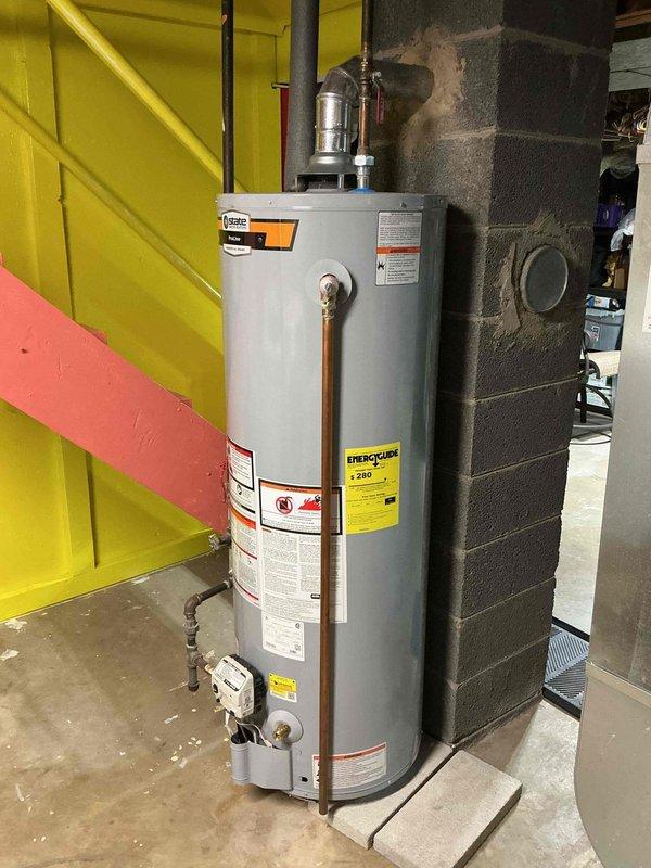 Performed routine preventive maintenance on a 6-year-old residential air conditioning system. Inspected outdoor condensing unit, verified proper operation of compressor and condenser fan, and checked refrigerant levels and electrical connections. System operating within normal parameters with no issues identified.