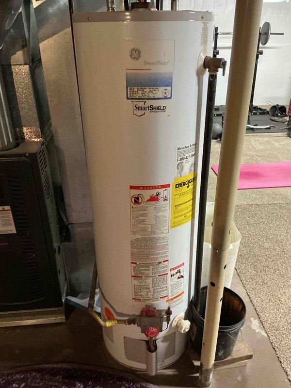 Completed comprehensive AC tune-up on residential cooling system estimated to be over 15 years old. Performed standard maintenance procedures including system inspection, filter evaluation, and operational testing to ensure proper cooling performance for the upcoming season.