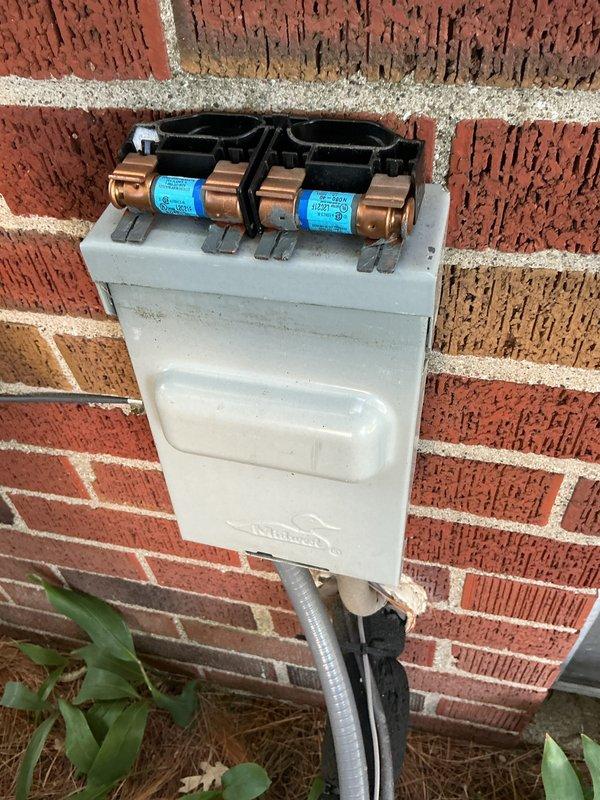 Completed MVP maintenance on an 11-year-old Lennox air conditioning condenser unit. Performed comprehensive system inspection, checked refrigerant levels and electrical connections at disconnect box, verified proper operation of all components, and confirmed unit is functioning within manufacturer specifications.