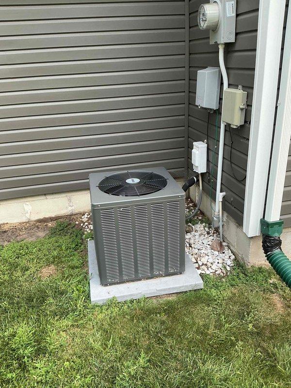 Completed preventative maintenance tune-up on 4-year-old residential air conditioning system. Performed comprehensive inspection of outdoor condensing unit, verified proper electrical connections at disconnect and meter, and confirmed unit is operating within normal parameters.