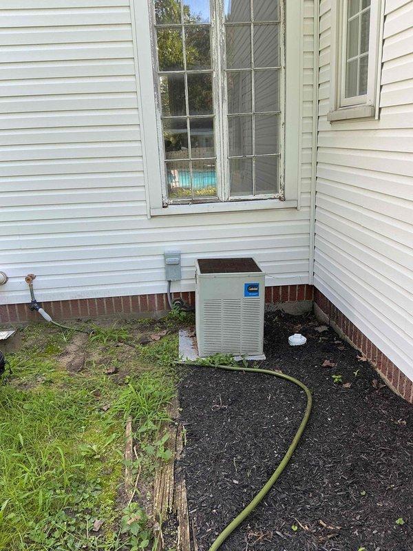 Completed comprehensive tune-up on 20+ year old residential air conditioning system. Performed standard maintenance protocol including inspection of outdoor condenser unit, refrigerant line set, electrical disconnect, and all accessible components. Unit operational at time of service completion.