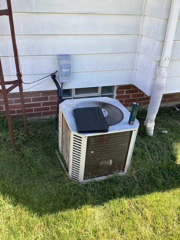Conducted comprehensive assessment of existing HVAC system for complete furnace and air conditioning replacement. Evaluated current equipment configuration, including outdoor condensing unit and indoor heating system, documenting existing installation conditions and spatial requirements. Prepared multiple estimate options presenting both combined system replacement package and separate furnace and AC replacement alternatives to accommodate customer's request for pricing flexibility.
